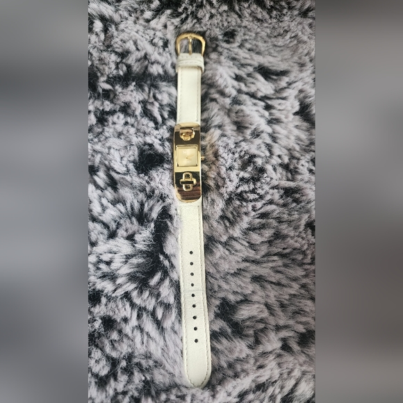 Coach Watch - Picture 4 of 7